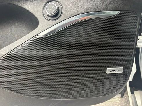 Used 2024 Buick Enclave Premium image 18