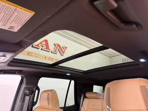 Used 2025 Cadillac Escalade Premium Luxury w/ Touring Package AWD/4WD image 16