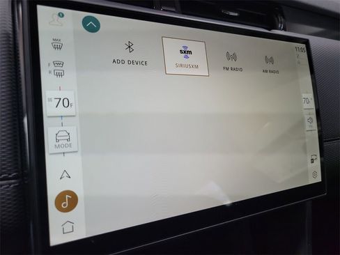 New 2024 Land Rover Discovery Sport Dynamic SE image 32