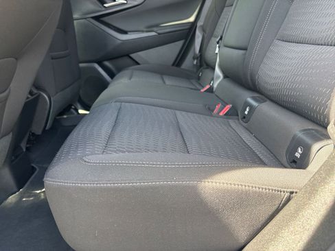 Used 2025 Chevrolet Equinox LT FWD image 27