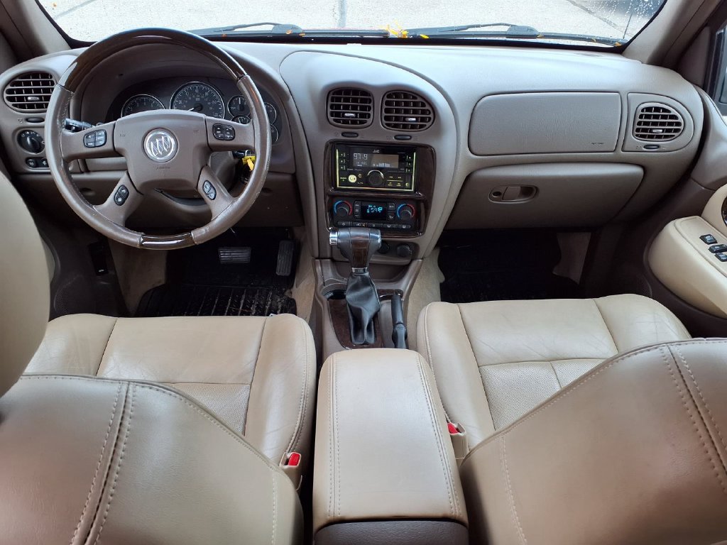 Used 2005 Buick Rainier CXL AWD/4WD image 10