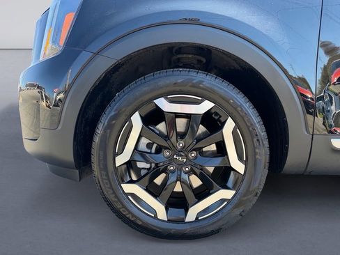 Used 2023 Kia Telluride S w/ S Sunroof Package image 9