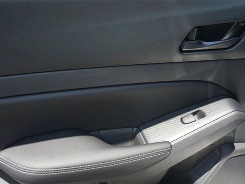 New 2025 Nissan Altima 2.5 SV image 21