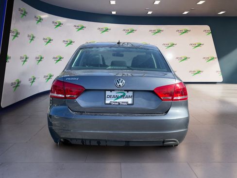 Used 2013 Volkswagen Passat 2.5 S image 7