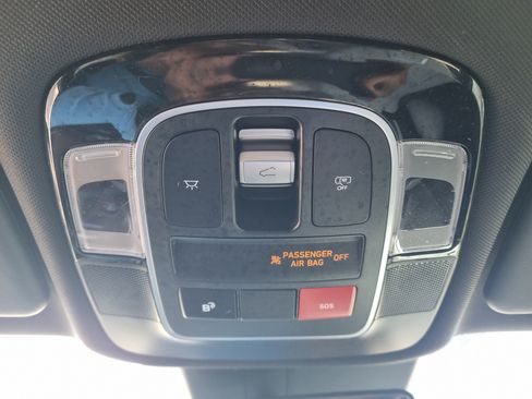 Used 2025 Hyundai Tucson Limited FWD image 34