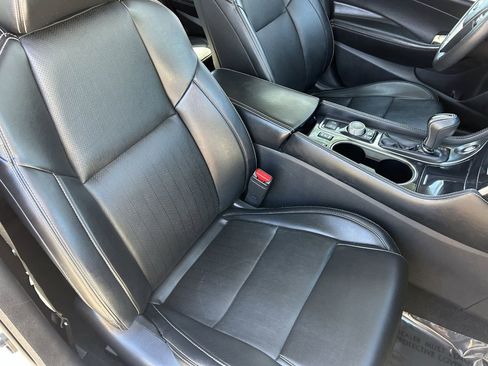 Certified 2023 Nissan Maxima SV w/ Floor Mat Group image 11