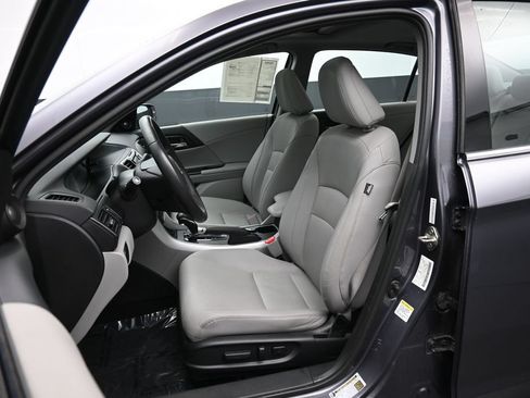 Used 2013 Honda Accord EX-L image 16