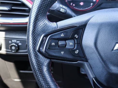 Used 2023 Chevrolet TrailBlazer RS image 18