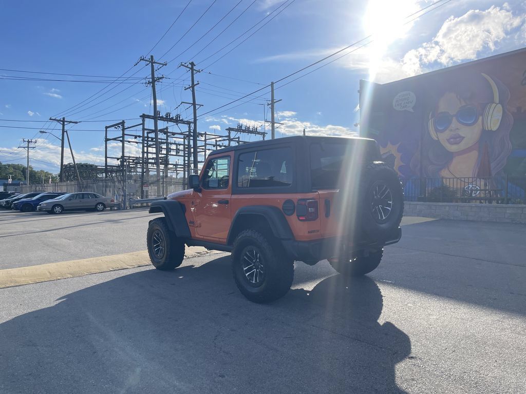Used 2025 Jeep Wrangler Rubicon w/ Xtreme 35 Tire Package AWD/4WD image 3