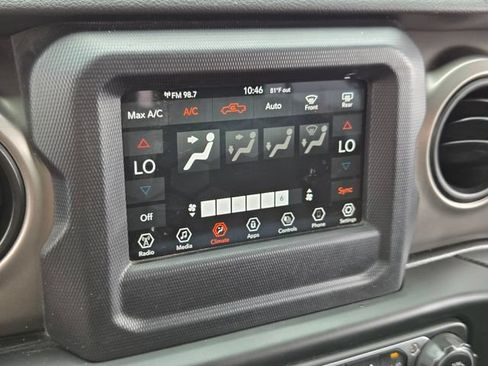 Used 2021 Jeep Gladiator Sport AWD/4WD image 18