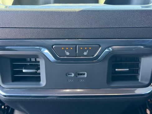 New 2026 Chevrolet Silverado 1500 High Country AWD/4WD image 10
