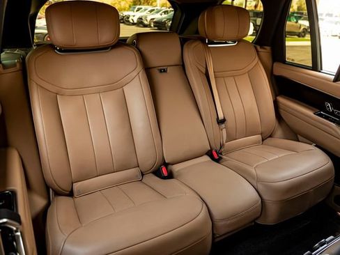 Certified 2024 Land Rover Range Rover Autobiography AWD/4WD image 34