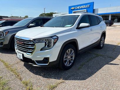 Used 2024 GMC Terrain SLT