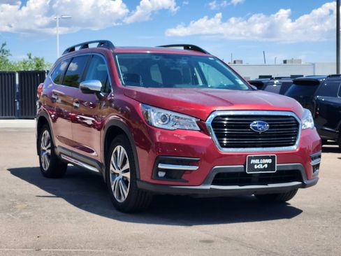 Used 2019 Subaru Ascent Touring AWD/4WD image 3