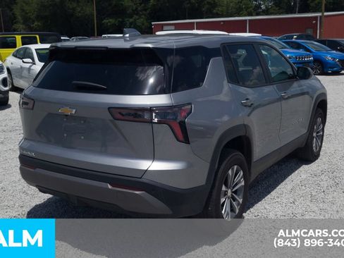 Used 2026 Chevrolet Equinox LT FWD image 23