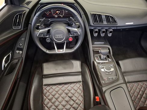 Used 2020 Audi R8 V10 w/ Carbon Exterior Package image 12