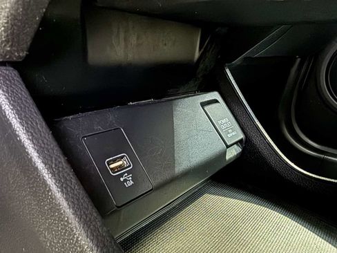 Used 2019 Honda HR-V LX image 19