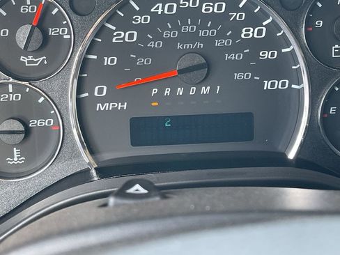 New 2025 GMC Savana 2500 w/ Driver Convenience Package image 12