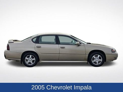 Used 2005 Chevrolet Impala LS w/ Preferred Equipment Group FWD image 2