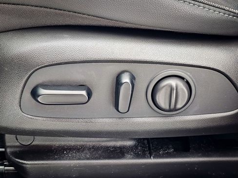 Certified 2024 Buick Encore GX Sport Touring w/ Experience Buick Package image 26