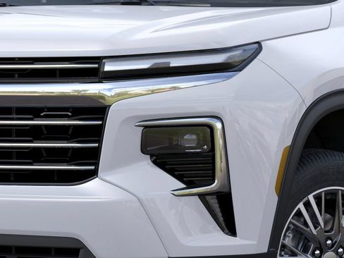 New 2025 Chevrolet Traverse LT w/ Driver Confidence Package FWD image 10