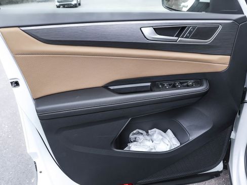 New 2026 Volkswagen Atlas Cross Sport SE image 31