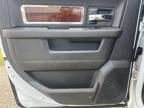 Used 2011 RAM 2500 Laramie w/ Protection Group AWD/4WD image 9