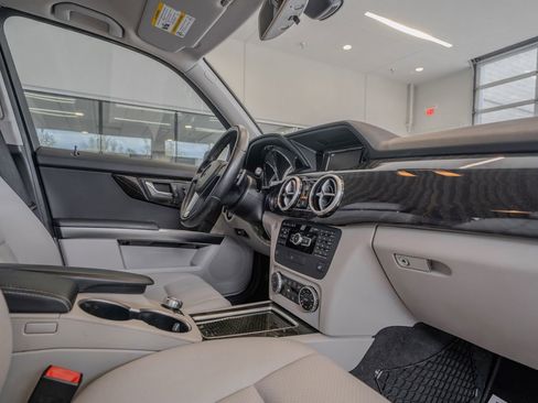 Used 2015 Mercedes-Benz GLK 250 BlueTEC 4MATIC image 17