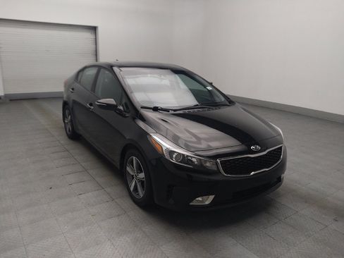 Used 2018 Kia Forte S w/ S Technology Package FWD image 13