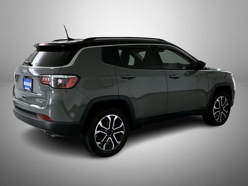 Used 2022 Jeep Compass Limited image 5