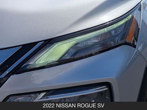 Certified 2022 Nissan Rogue SV image 10