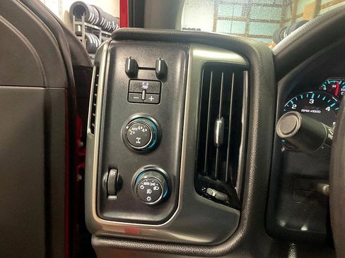 Used 2019 Chevrolet Silverado 1500 LT w/ All Star Edition image 22