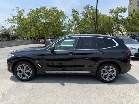 Used 2024 BMW X3 xDrive30i w/ Premium Package AWD/4WD image 5