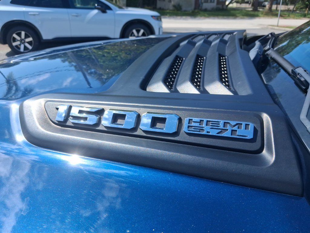 Used 2020 RAM 1500 Laramie AWD/4WD image 12