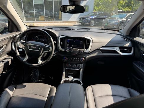 Used 2021 GMC Terrain SLT AWD/4WD image 13