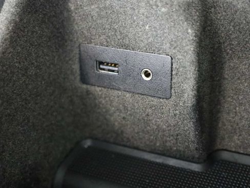 Used 2016 Porsche Cayenne GTS AWD/4WD image 35