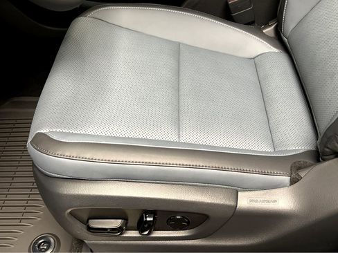 New 2026 Lexus RZ 450e AWD image 40