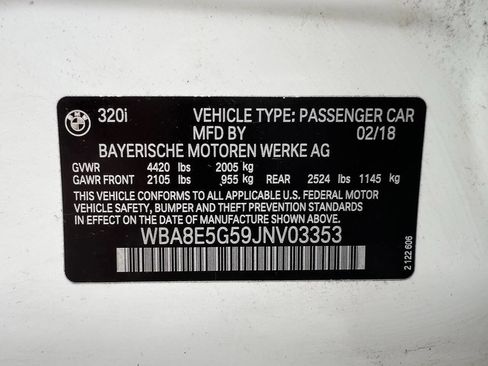 Used 2018 BMW 320i xDrive Sedan w/ Convenience Package AWD/4WD image 30