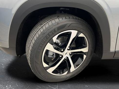 New 2026 Chevrolet Trax RS FWD image 32
