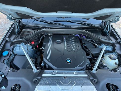Used 2024 BMW X3 M40i w/ Premium Package image 10