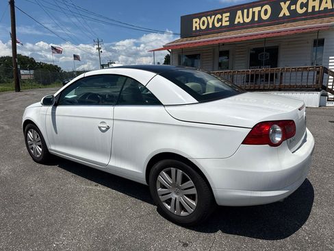 Used 2008 Volkswagen Eos FWD image 3