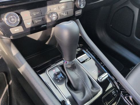 New 2026 Jeep Compass Latitude image 29