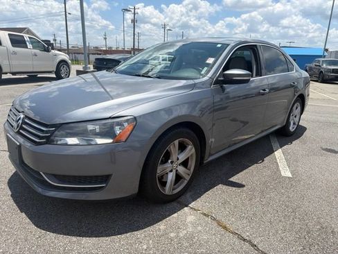Used 2013 Volkswagen Passat 2.5 SE FWD image 7