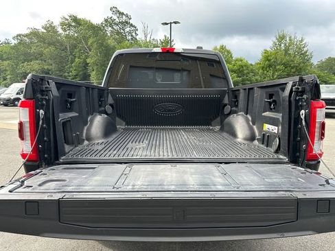 Used 2022 Ford F150 Platinum image 13