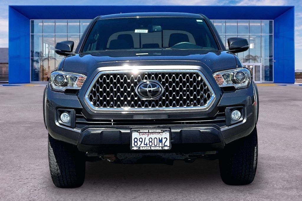 Used 2018 Toyota Tacoma TRD Off-Road w/ Technology Package AWD/4WD image 19
