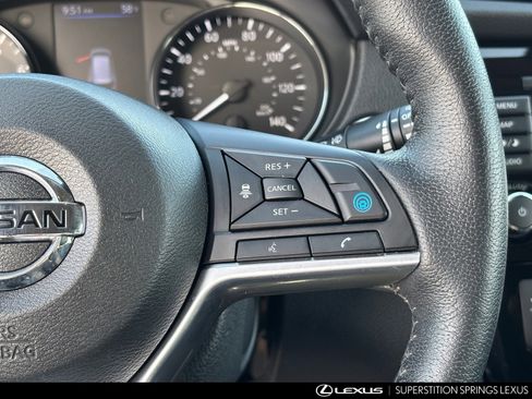 Used 2019 Nissan Rogue SL image 30