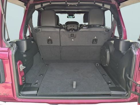 Used 2024 Jeep Wrangler Unlimited Rubicon 392 image 15