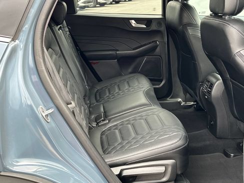Used 2023 Ford Escape Platinum w/ Premium Technology Package AWD/4WD image 15