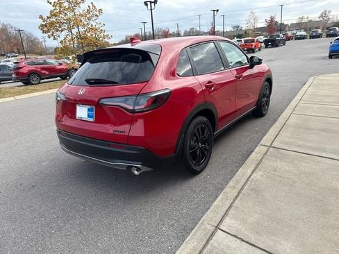 New 2026 Honda HR-V Sport image 4