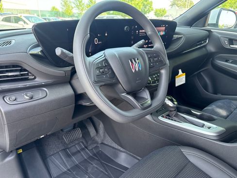 New 2026 Buick Envista Preferred FWD image 9